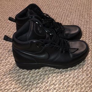 Black Nike Boots Size 13